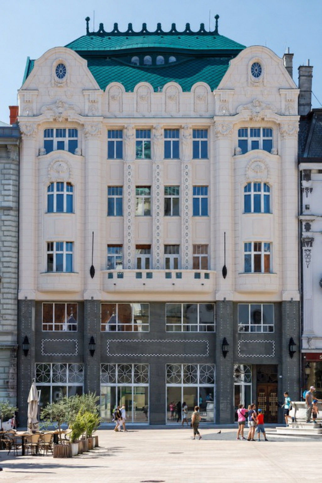 budova vosem